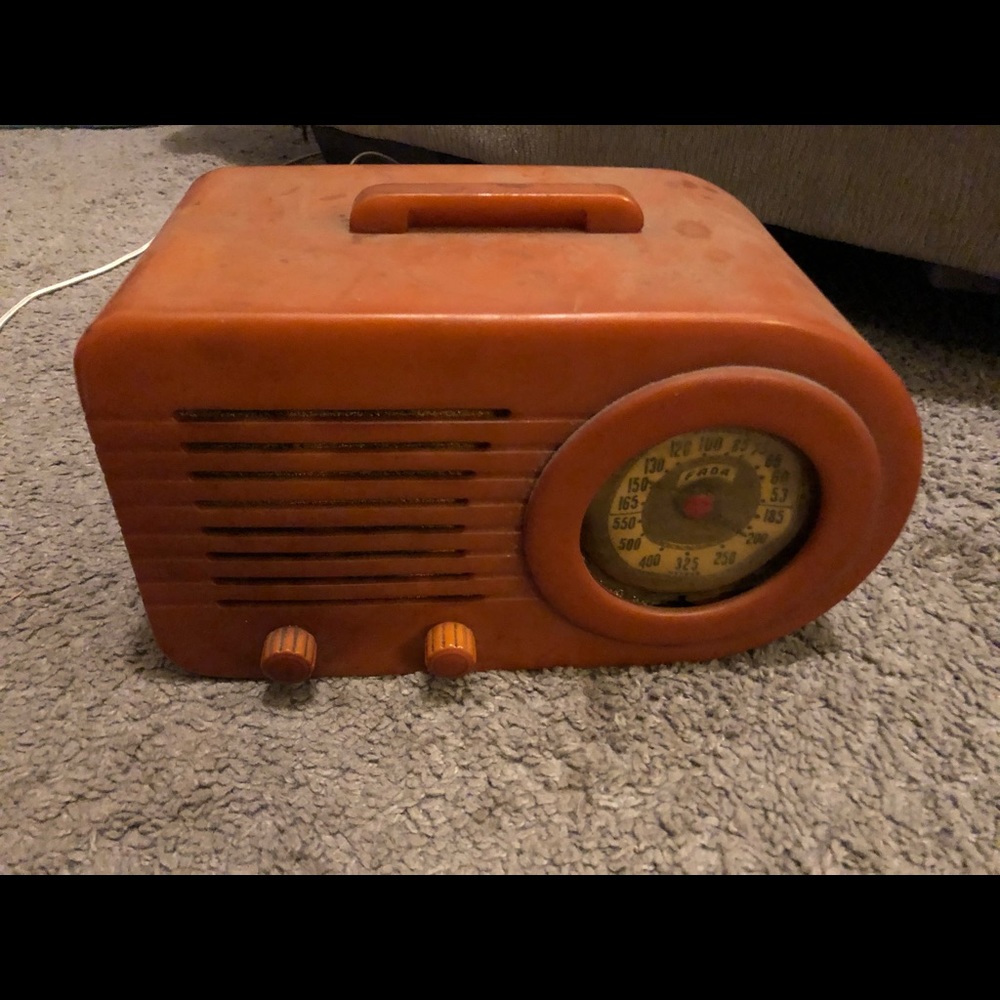 Antique radio